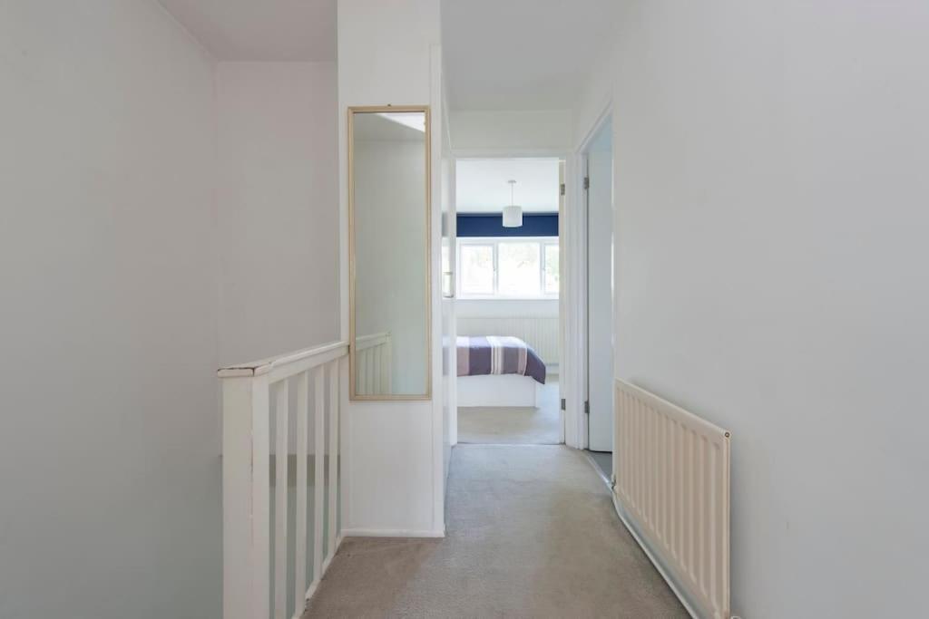 Lovely 2-Bed 15 Minutes To Central London Luaran gambar