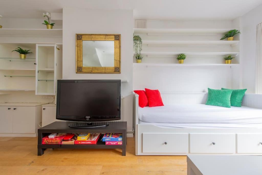 Lovely 2-Bed 15 Minutes To Central London Luaran gambar