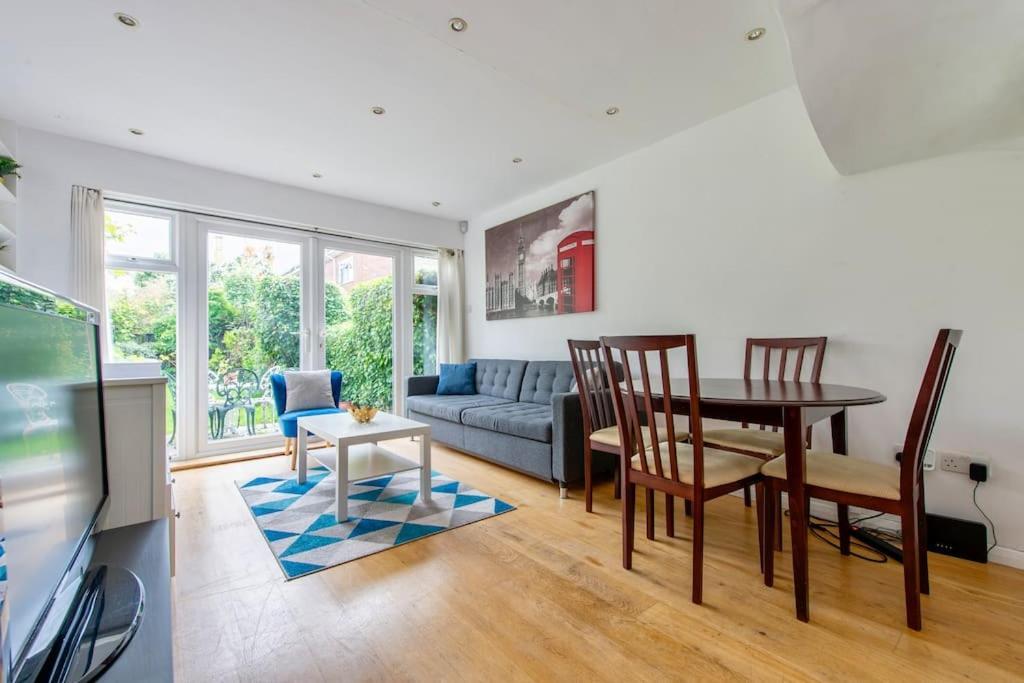 Lovely 2-Bed 15 Minutes To Central London Luaran gambar